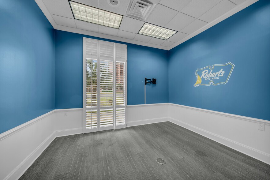 More Photos Of 25239 Perdido Beach Blvd, Orange Beach Bank For Sale