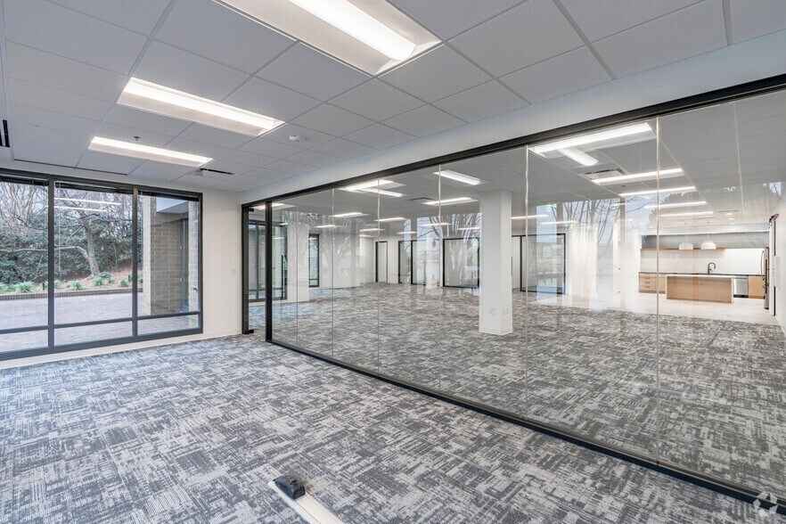 More Photos Of 8801 JM Keynes Dr, Charlotte Office For Lease