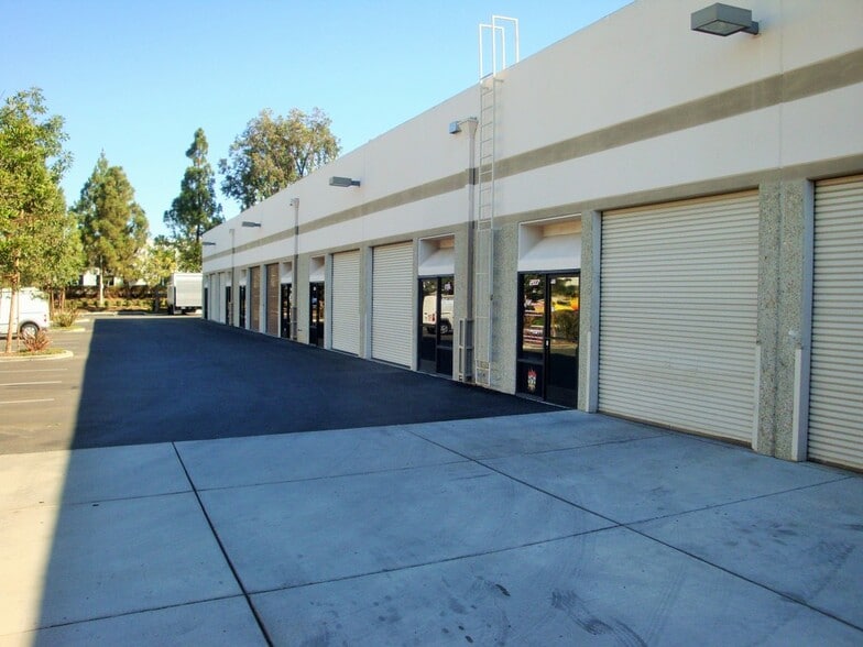 More Photos Of 2624-2626 Lavery Ct, Newbury Park Unknown For Lease