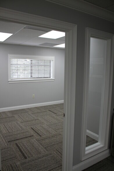 More Photos Of 1805 W Colonial Dr, Orlando Medical For Sale