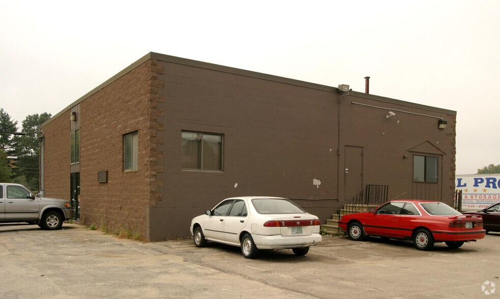 More Photos Of 836 Candia Rd, Manchester Service For Lease