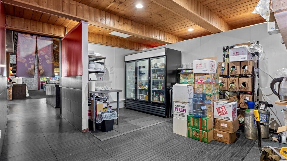 More Photos Of 2839 North Ave, Grand Junction Restaurant For Sale