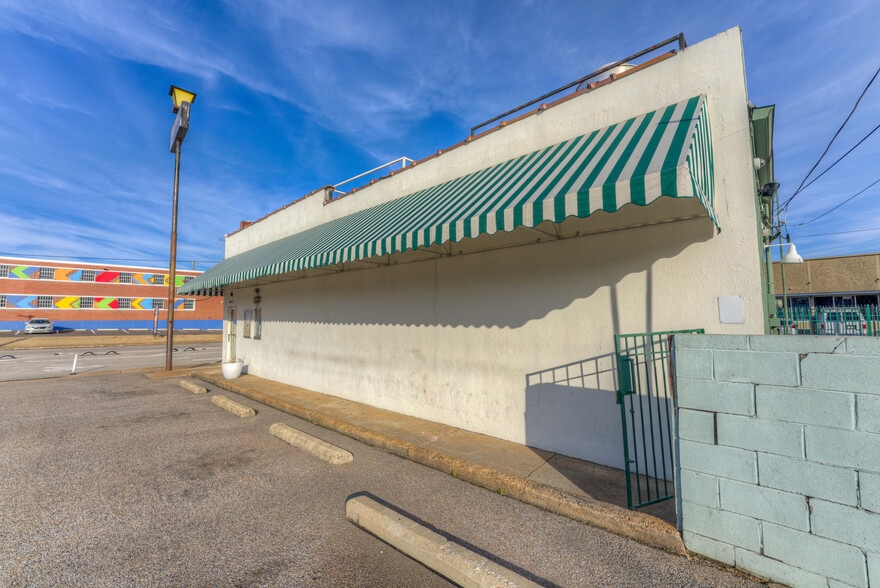 More Photos Of 2655 Broad Ave, Memphis Restaurant For Lease