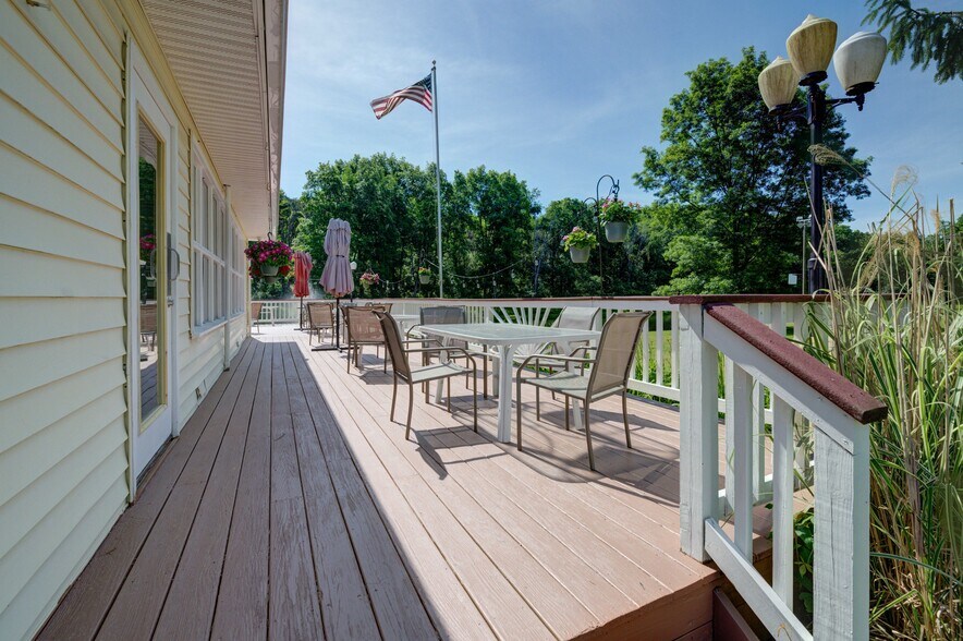 More Photos Of 160 Creamery Rd, Greenville Restaurant For Sale