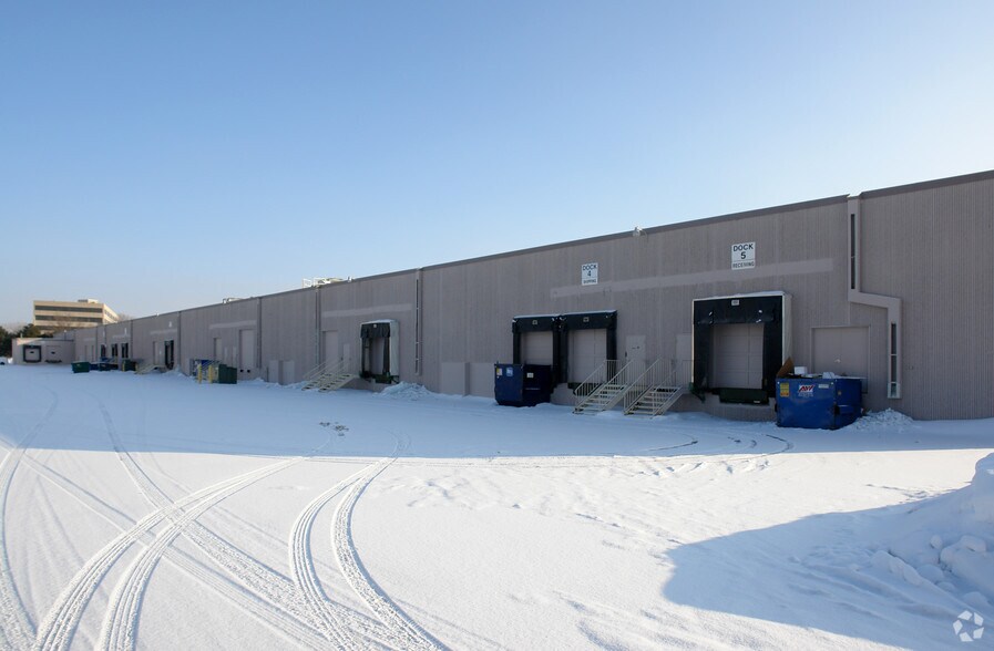 More Photos Of 5150-5198 W 76th St, Edina Research And Development For Lease