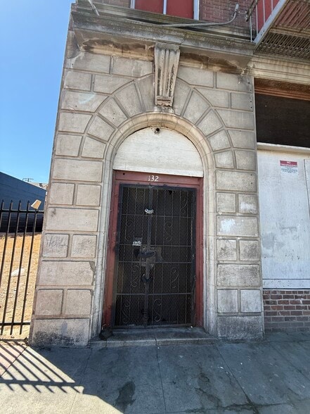 More Photos Of 132 E Lafayette St, Stockton General Retail For Sale