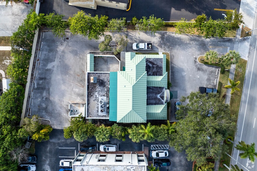 More Photos Of 540 S Federal Hwy, Deerfield Beach Freestanding For Lease