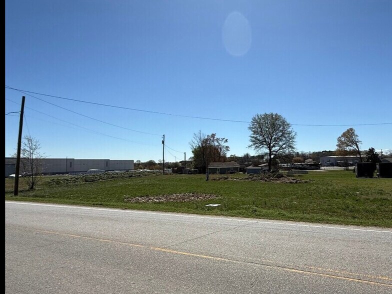 More Photos Of 124 Apple Valley Rd, Duncan Land For Sale