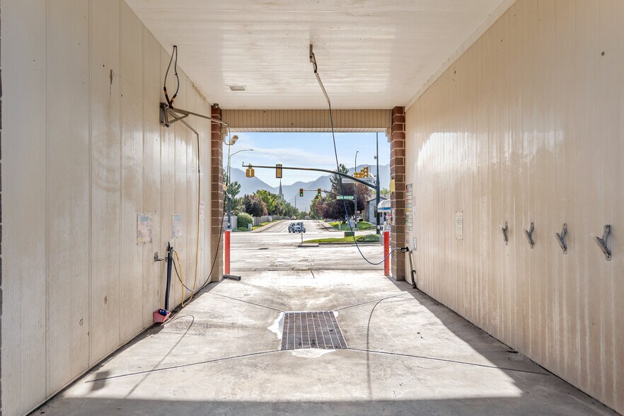 More Photos Of 10210 S Redwood Rd, South Jordan Carwash For Sale