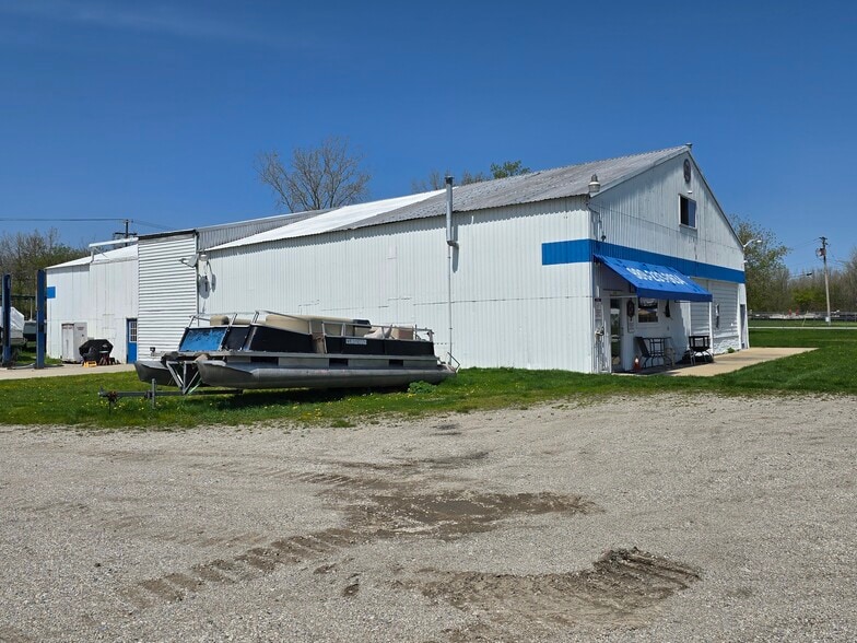 More Photos Of 1251 Evergreen Dr, Bay City Marina For Sale