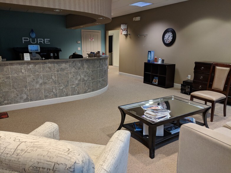 More Photos Of 10210 Hickorywood Hill Ave, Huntersville Medical For Sale