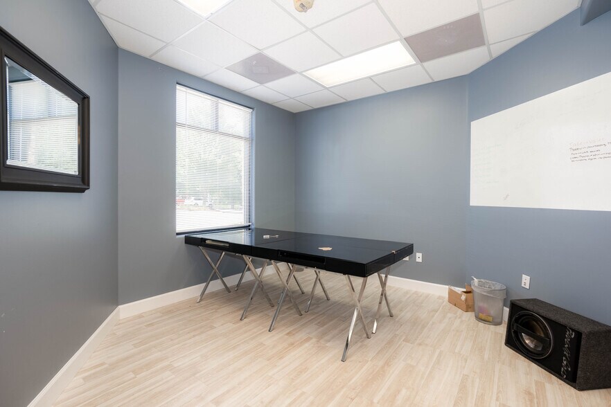 More Photos Of 3901 Mary Eliza Trce NW, Marietta Medical For Lease