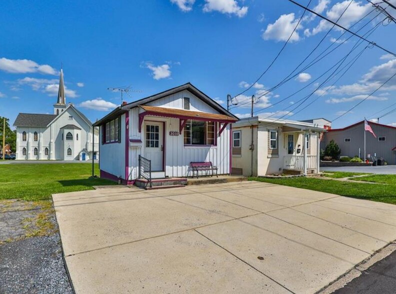 More Photos Of 3010 S 2nd St, Hokendauqua Storefront Retail Office For Sale