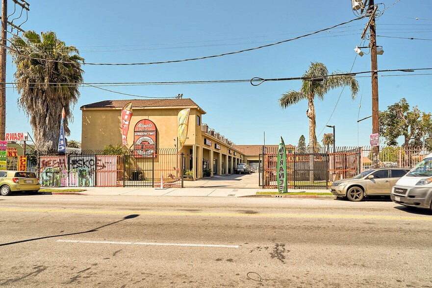 More Photos Of 1833 E Vernon Ave, Los Angeles General Retail For Sale