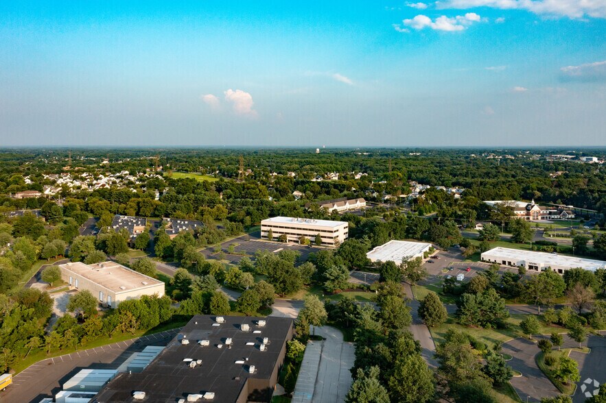 More Photos Of 2 Eves Dr, Marlton Unknown For Lease