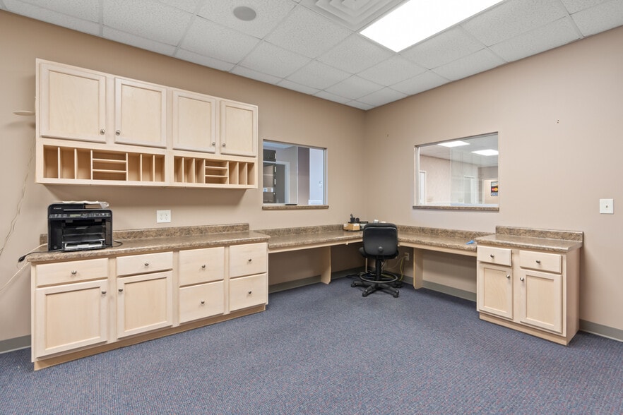 More Photos Of 600 W Salisbury St, Asheboro Medical For Lease