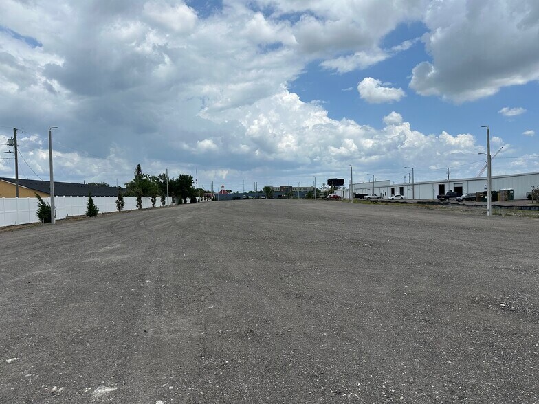 More Photos Of 10280 US Hwy 19 N, Pinellas Park Land For Lease