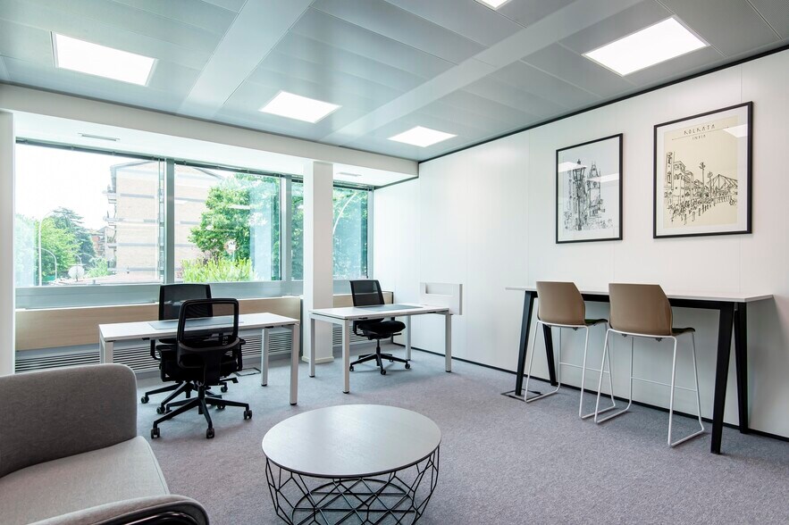 More Photos Of 3003 N Central Ave, Phoenix Coworking Space
