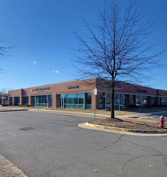 More Photos Of 4229 Lafayette Center Dr, Chantilly Office For Sale