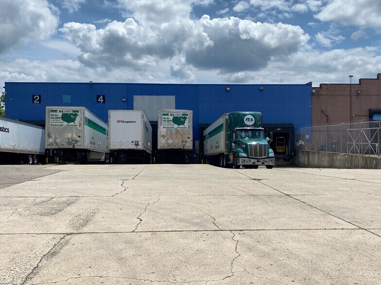 More Photos Of 526 Milburn Ave, Dayton Warehouse For Sale