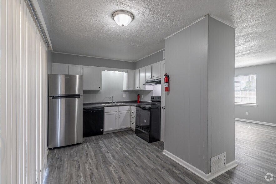 More Photos Of 1707 Arrowhead Rd, North Little Rock Apartments For Sale