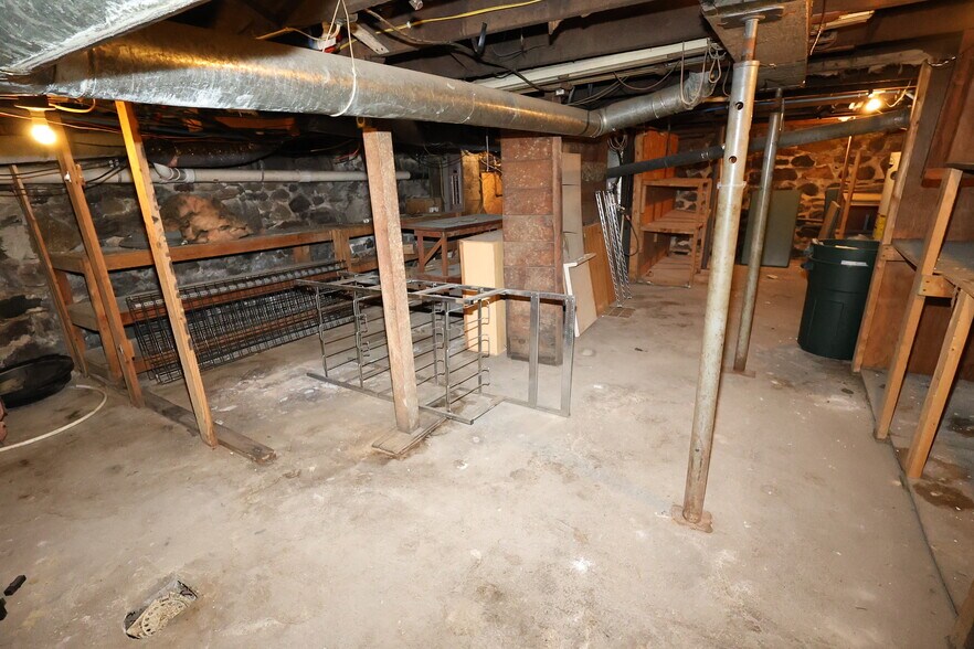 More Photos Of 101 W Main St, Syracuse Storefront Retail Residential For Sale