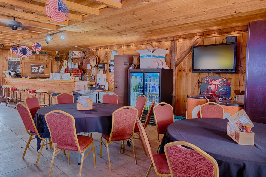 More Photos Of 4048 Porter Mountain Rd, Lakeside Restaurant For Sale