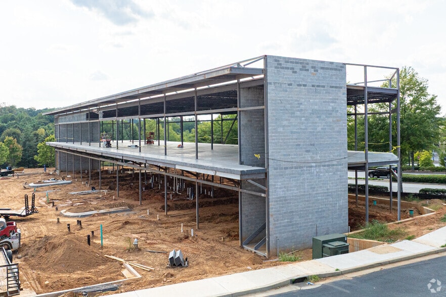 More Photos Of 458 Northolt Pky, Suwanee General Retail For Lease