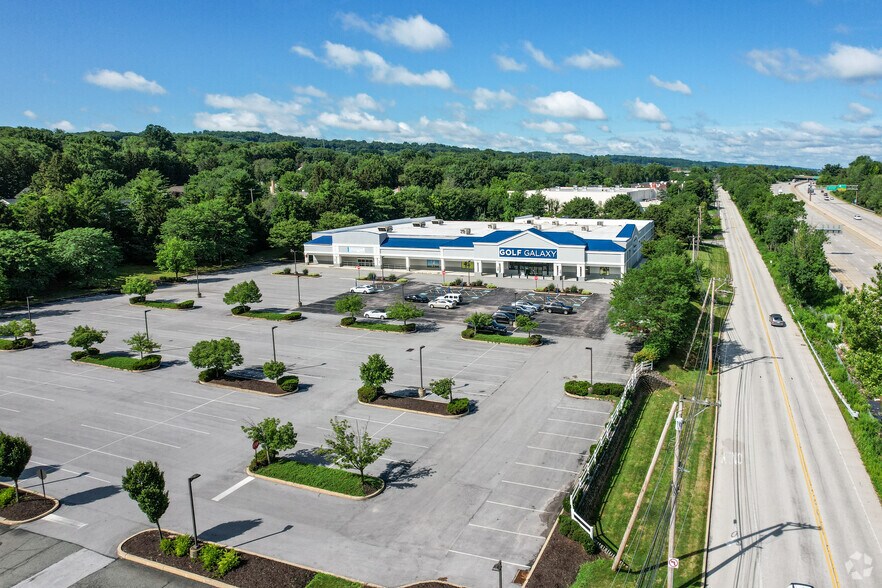 More Photos Of 400-500 Swedesford Rd, Berwyn Unknown For Lease