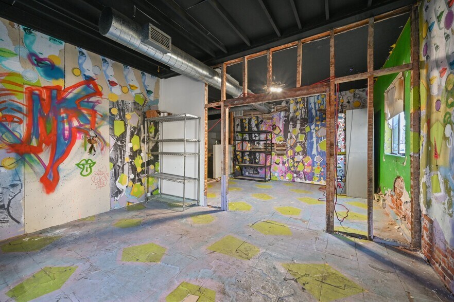 More Photos Of 3100 Blake St, Denver Storefront For Sale