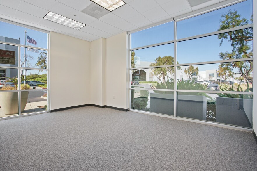 More Photos Of 1816 Ord Way, Oceanside Warehouse For Lease