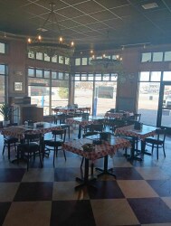 More Photos Of 501-511 Holly Ln, Mankato General Retail For Lease