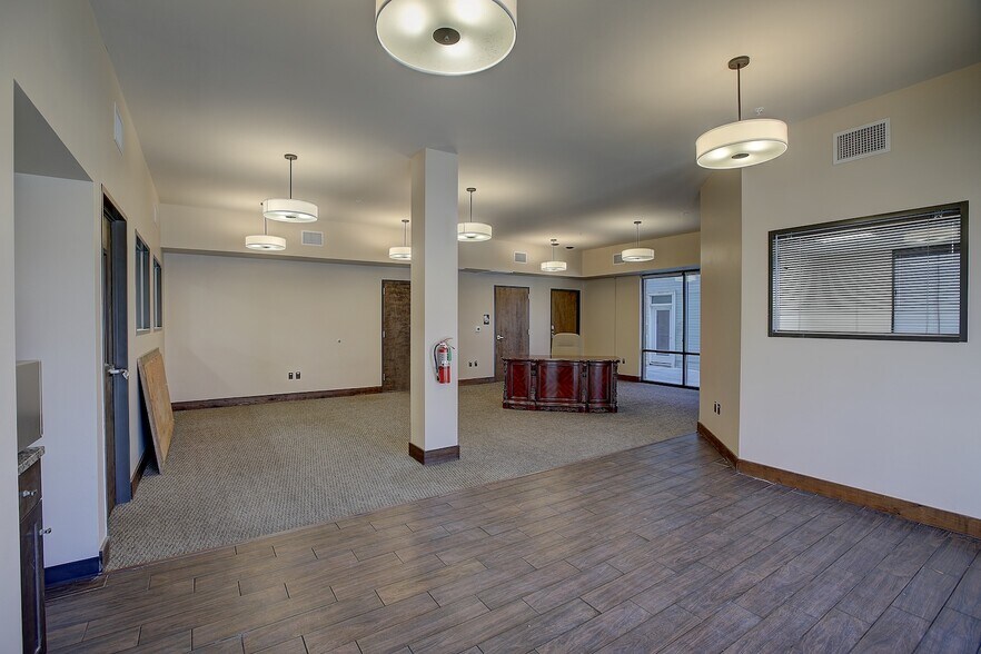 More Photos Of 810 S Rock St, Georgetown Apartments For Lease