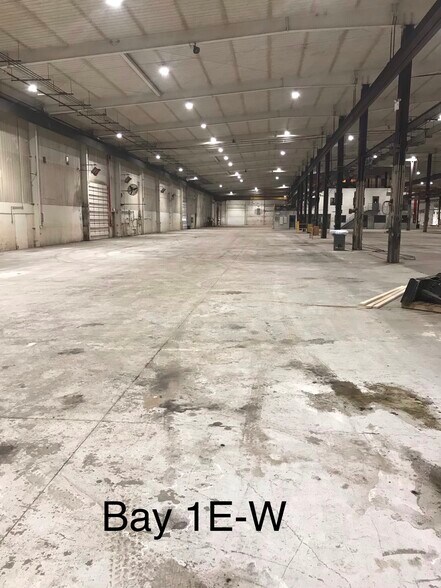 More Photos Of 3249 S County Road 45, Owatonna Warehouse For Lease