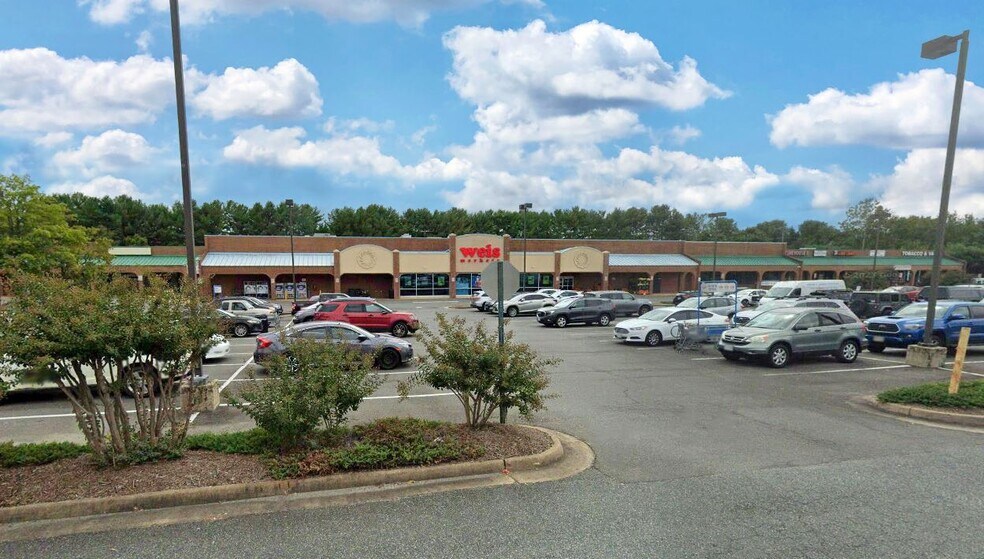 Primary Photo Of 282 Deacon Rd, Fredericksburg Unknown For Lease