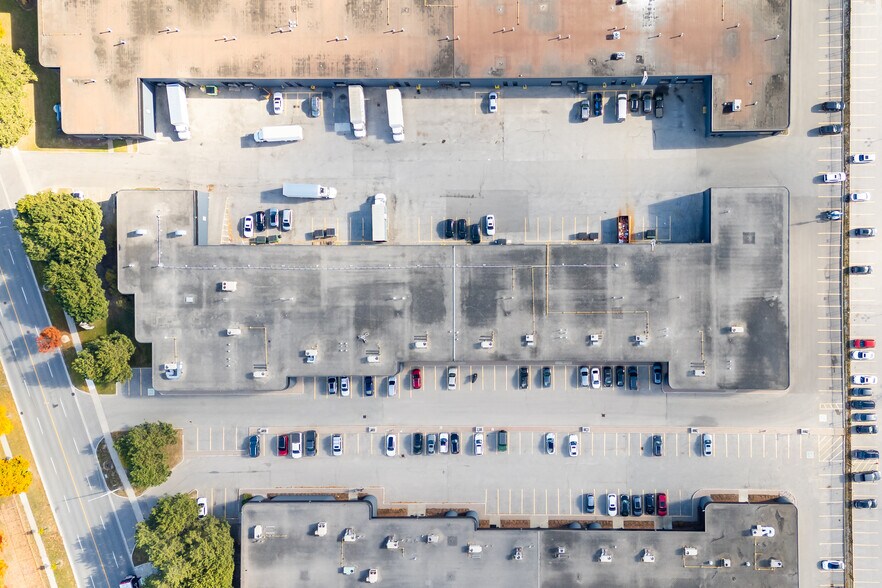 More Photos Of 455 Milner Ave, Toronto Warehouse For Sale