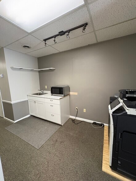 More Photos Of 4466 Darrow Rd, Stow Office For Sale