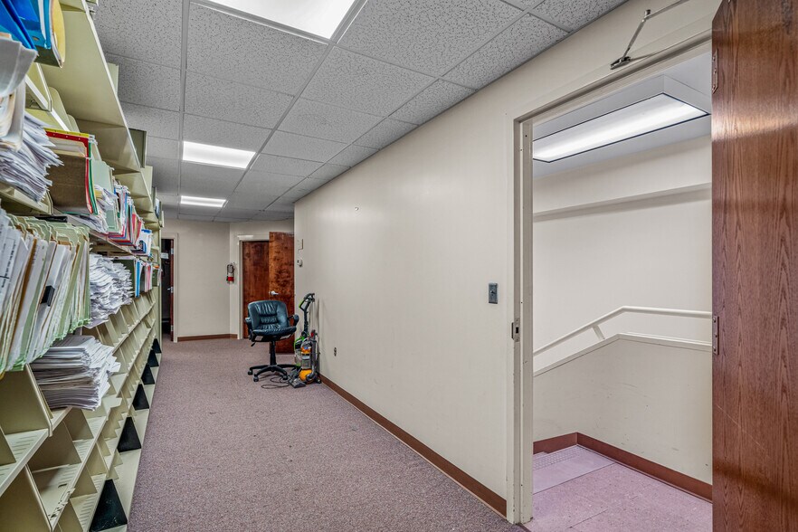 More Photos Of 15239 AL Highway 68, Crossville Medical For Sale