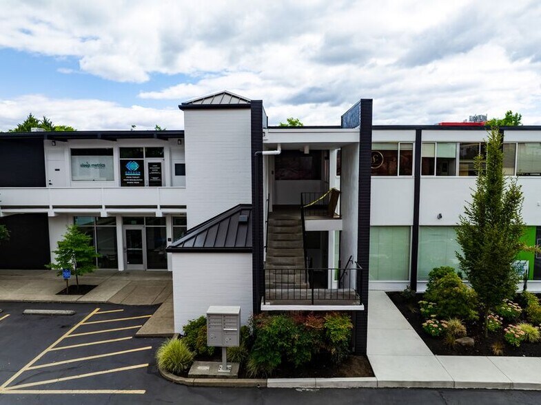 More Photos Of 1445 Willamette St, Eugene Medical For Lease