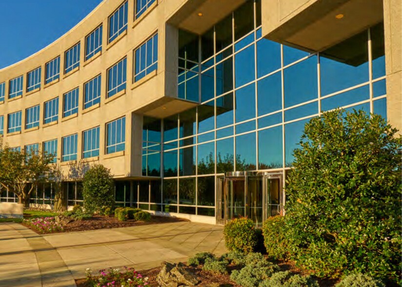 More Photos Of 2751 Centerville Rd, Wilmington Office For Lease