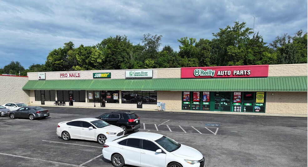 More Photos Of 855 Campbellsville Rd, Greensburg Storefront For Lease