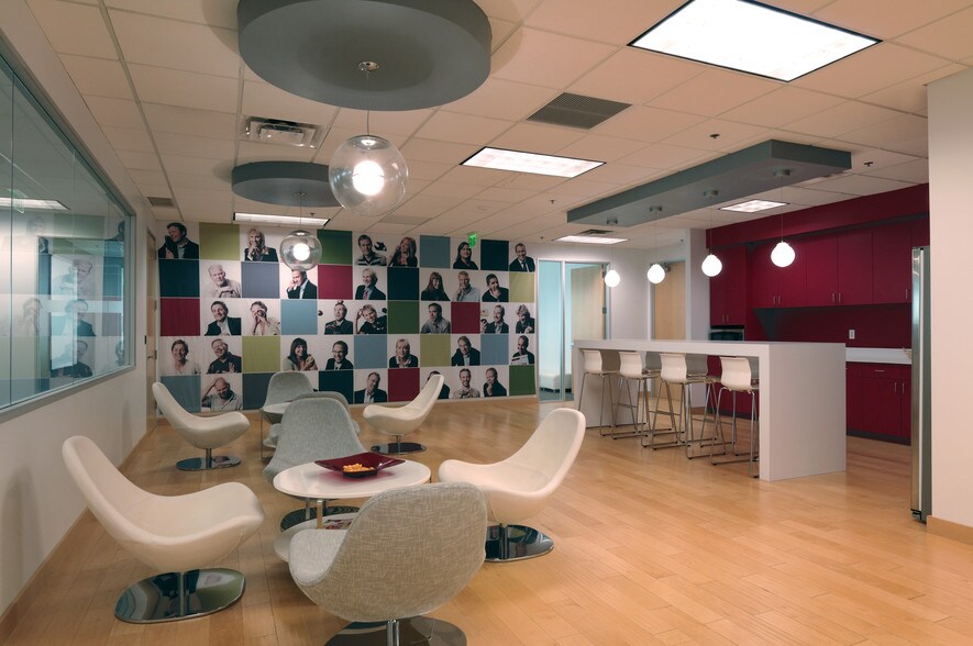 More Photos Of 1711 W Greentree Dr, Tempe Office For Lease