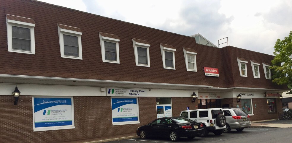 More Photos Of 125 Washington Ave, Dumont Unknown For Lease