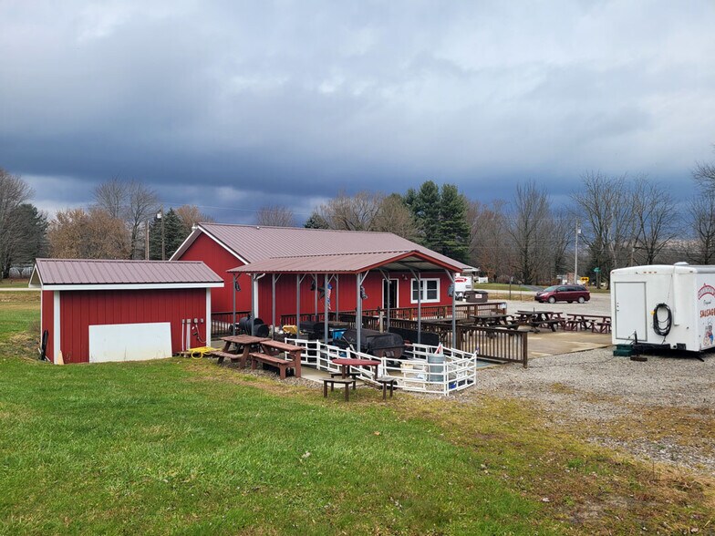 More Photos Of 7517 Pymatuning Lake Rd, Williamsfield General Retail For Sale