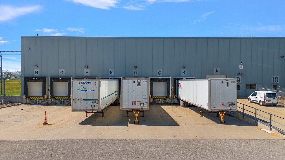 More Photos Of 1870 Building, Midland Distribution For Sale