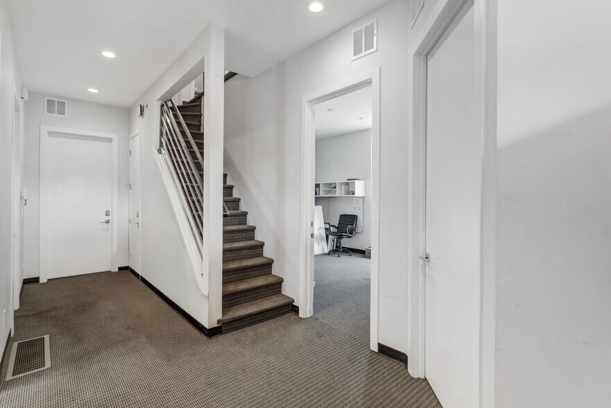 More Photos Of 3132 Federal Blvd, Denver Office For Sale