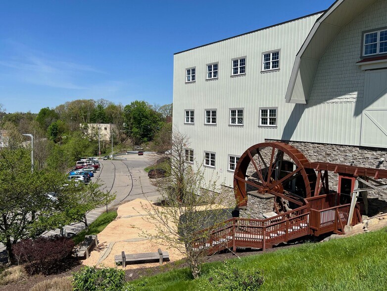 More Photos Of 101 Bellevue Rd, Pittsburgh Office For Lease