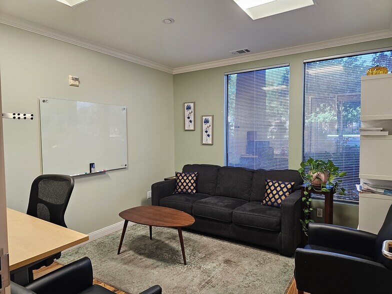 More Photos Of 2542 S Bascom Ave, Campbell Office For Sale