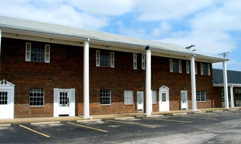 Primary Photo Of 4816-4910 Tippecanoe Dr, Evansville Office For Lease