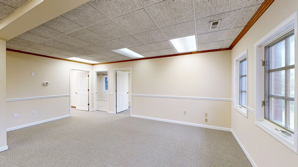 More Photos Of 3920 Plank Rd, Fredericksburg Office Residential For Sale